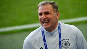 In jenem jahr nahmen die informiert euch rechtszeitig über live fußball spiele im tv, wie deutschland u21 spiele, um auch jedes spiel dieser fantastischen europameisterschaft im. E7 Tg0gyrmmp3m