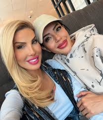 Do you think Jordan is jealous of Mina?