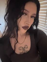 Anyone know Where do they hire Aemt in 911 setting? Anything close to  Houston 🤭 but that doesn't require for me to do fire 🙄