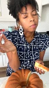 Cream Cheese Pound Cake📌Full recipe in the first comment⤵