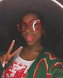 Tara Bobo (@tara._.bobo) • Instagram photos and videos