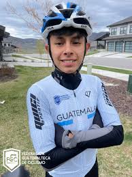 Duro Al Pedal Guatemala added a...