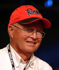 Gulledge continues to dominate