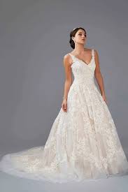 Unsere exklusiven brautkleider sind unnachahmlich und bieten alles, was sie sich für einen der wichtigsten. Weise Brautkleider Und Hochzeitsmode Brautmode Eden