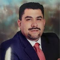 90+ perfiles de «Erick Cisneros»