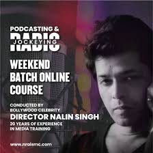 BECOME A SUCCESSFUL PODCASTER