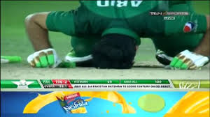 Siden administreres av abid og venstres. Psl Memes On Twitter Abid Ali Gets To A 100 On His Debut And Does A Sajdah To Thank The Almighty What An Innings As Ramiz Raja Said Possibly A Star Is