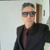 300+ "Trípodi" profiles