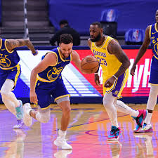 Shop new los angeles lakers apparel and official lakers nba champs gear at fanatics international. Lakers Vs Warriors Picks How Public Is Betting Nba Playoffs Play In Tournament Game Draftkings Nation