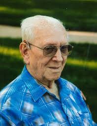 Wayne Petersen's Instagram, Twitter & Facebook