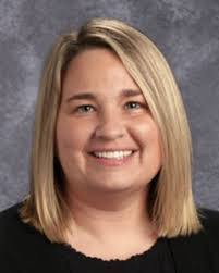 Kathleen Dering's Instagram, Twitter & Facebook