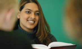 What are the Advantages of the Teacher-Centered Approach?