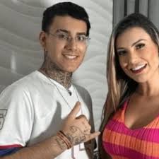 Andressa Urach age contra cibercriminosos após vídeo íntimo com o filho