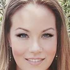 Coral Miller's Instagram, Twitter & Facebook