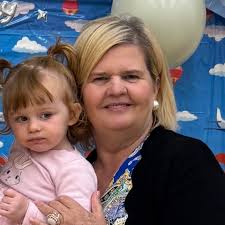 Da joj dragi Allah, dž.š., podari Džennet, a porodici sabur.