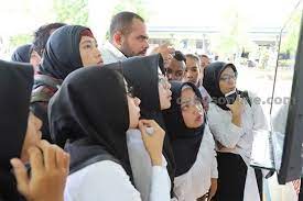 Sebagaimana kita ketahui bahwa dengan adanya pp 11 tahun 2019 menjadi dasar hukum atas kenaikan gaji kepala desa dan perangkat desa per bulan dengan. Cpns 2019 Terima Gaji Perdana Desember 2020 Untuk Pppk Jawabannya Seperti Ini Fajar