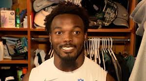 Nakobe Dean fired up to return to Eagles practice