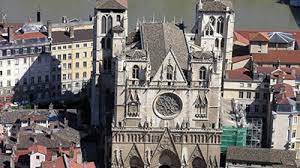 Learn vocabulary, terms and more with flashcards, games and other study tools. Sehenswurdigkeiten In Lyon
