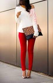 Confectionnés dans des toiles de qualité, solides et confortables, nos pantalons sont élaborés dans les moindres détails pour vous faire sortir du lot : Como Combinar Unos Vaqueros Pitillo Rojos En 2016 65 Formas Moda Para Mujer Red Skinny Jeans Red Leggings Red Leggings Outfit