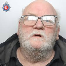 So he thinks he can legally assault an officer and resist arrest how  moronic can you be 🤣