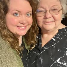 Deanna Renay Hewett (@deanna.r.hewett)