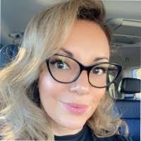 Doreen Simms's Instagram, Twitter & Facebook