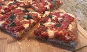 Late Night Drinks and Pizza Will Soon be Served at Hutchins Garage