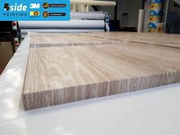 Rivestimento adesivo duttile e resistente applicabile in ambienti interni ed esterni, un unico foglio può. Rivestimento Mobili Cucina B Side Printing Soluzioni Per Interior Design