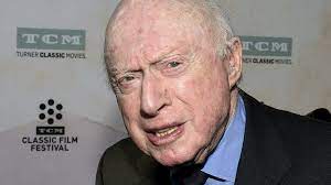 Американский режиссер, продюсер и актер, сыгравший главного злодея в фильме альфреда хичкока диверсант, норман ллойд скончался в возрасте 106 лет, сообщает. C3y4eh2r4pitbm