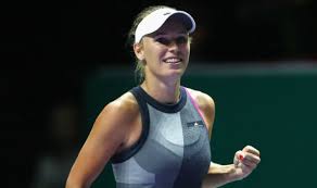Simona halep a început să joace tenis la vârsta de 4 ani, fiind antrenată de fratele ei mai mare. Caroline Wozniacki Makes Accusation About Maria Sharapova Agent Before Simona Halep Match Tennis Sport Express Co Uk