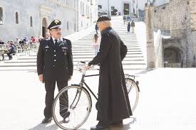 Instantly find any don matteo (english subtitled) full episode available from all 8 seasons with videos, reviews, news and more! Don Matteo 13 Si Fara Sul Set A Spoleto A Maggio 2021