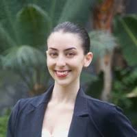 300+ perfiles de «Frances»