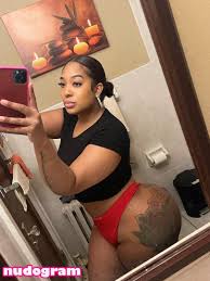 ActingLightskin  NicoleLaell Гола изтичане OnlyFans снимка 11 - Nudogram  v2.1