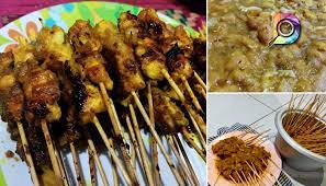 Resepi sup ayam istimewa, lebih sedap dan pekat dari biasa kerana tidak menggunakan rempah sup bunjut seperti yang dijual di pasaran dan sebagai ganti, ramuan rempah ratus dimasukkan ke dalam sup ini. Cara Buat Sate Ayam Dan Kuah Kacang Sedap Macam Pasar Malam Resepi Yang Ohsem Yang Wajib Cuba Daily Masak