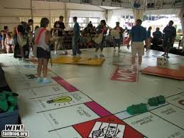 Life Size Monopoly Game Love Monoploy Juegos Juegos Divertidos Juegos De Mesa