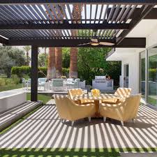 Lumacast is north america's premier provider of concrete fire features. 75 Beautiful Mid Century Modern Patio With A Fire Pit Pictures Ideas August 2021 Houzz