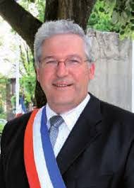 Isabelle Rapp's Instagram, Twitter & Facebook