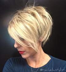 choppy blonde pixie with long bangs kurzhaarfrisuren langhaarfrisuren haarschnitt