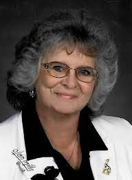 Bonnie Tew's Instagram, Twitter & Facebook