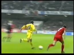 He thinks bale isn't focused on madrid and feels the best. Gif Of The Day Superpost Part 3 51 75 Pyro On The Pitch Com