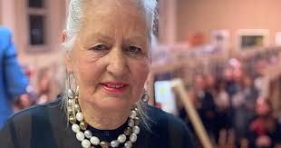 Guided by colour and emotion