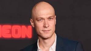 Colin Callender Interview: 'Howards End' and 'Little Women' producer