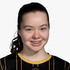 Linda Schanz's Instagram, Twitter & Facebook