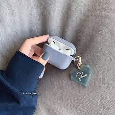 Pin By Sonia Lizbeth On Fundas Modernas Y Algo In 2020 Airpods Pro Stylish Iphone Cases Phone Case Accessories