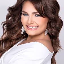 Business + Beauty “Pageant Entrepreneur” CROWN Community with Nancy Nguyen  Liles