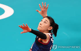이재영(李在英, 1996년 10월 15일 ~ )은 대한민국의 전 여자 배구 선수이며, 인천 흥국생명 핑크스파이더스 소속이었다. Qivk572zax9zjm