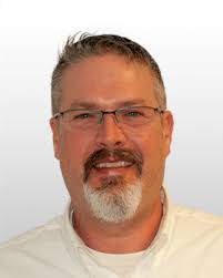 Meet our Team at Ed Shults of Warren