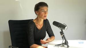 Amtlich zunächst sarah wagenknecht) ist eine deutsche politikerin (pds, die linke) und publizistin. Mit Tilo Jung Von Jung Und Naiv Sprach Sahra Wagenknecht Facebook