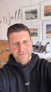 Moragmccaffertyartist.ie Thanks Mórag for letting me make a mess in your  studio 😊. Mórag is our neighbour in Donegal. You will have seen her  paintings