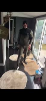 Gareth Kelly Recovers Stolen Chain in Intense Encounter with Connor John